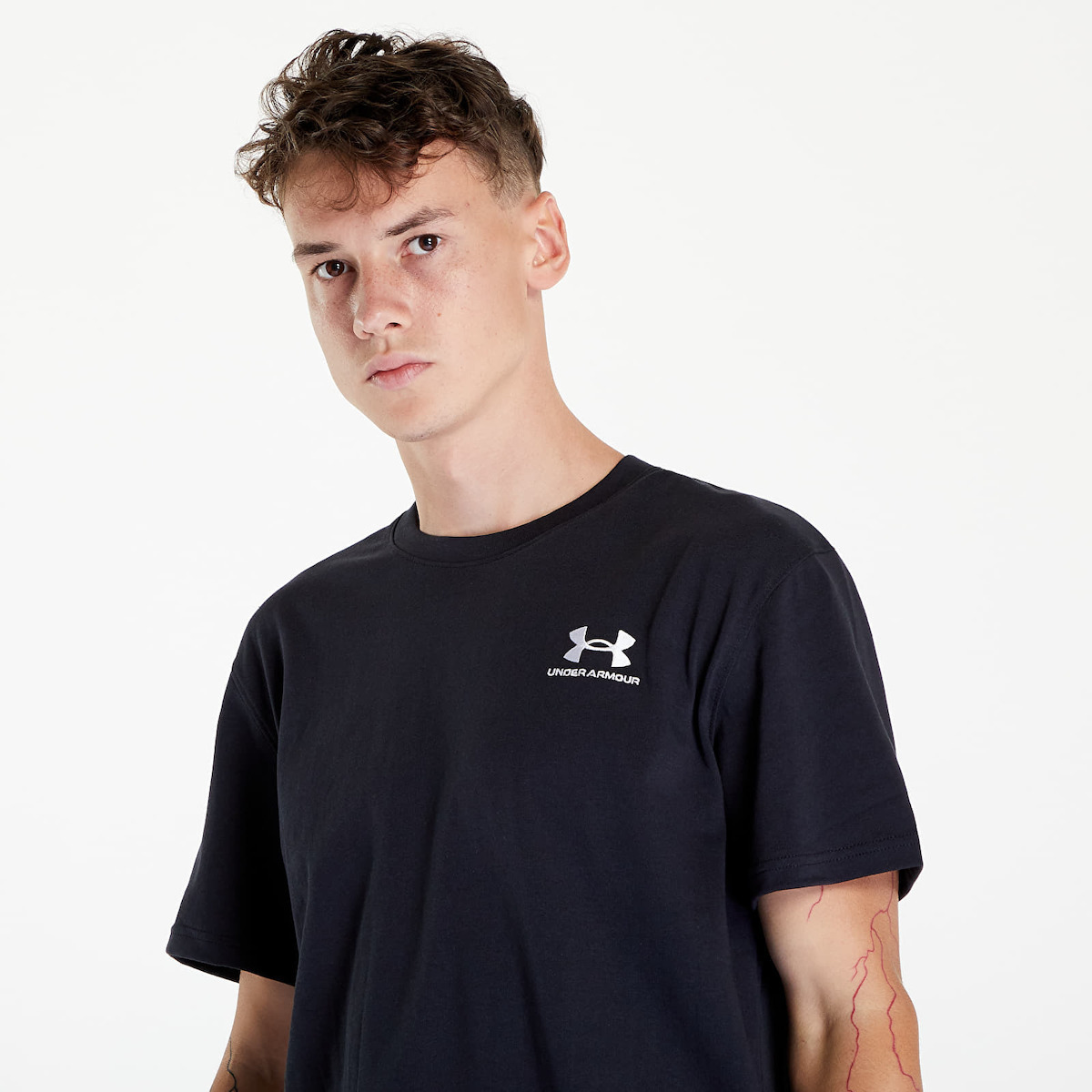 Under Armour Logo Embroidered Heavyweight SS Tee Ανδρικό Κοντομάνικο 1373997-001 - Image 5