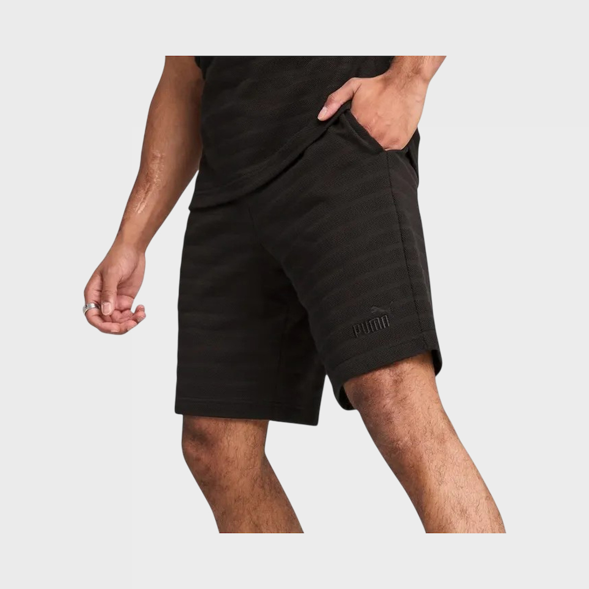 puma_athlitiki_andriki_vermouda_mayri_684725_01. Puma Ess Elevated Structured Shorts Ανδρική Βερμούδα 684725-99 - Image 1