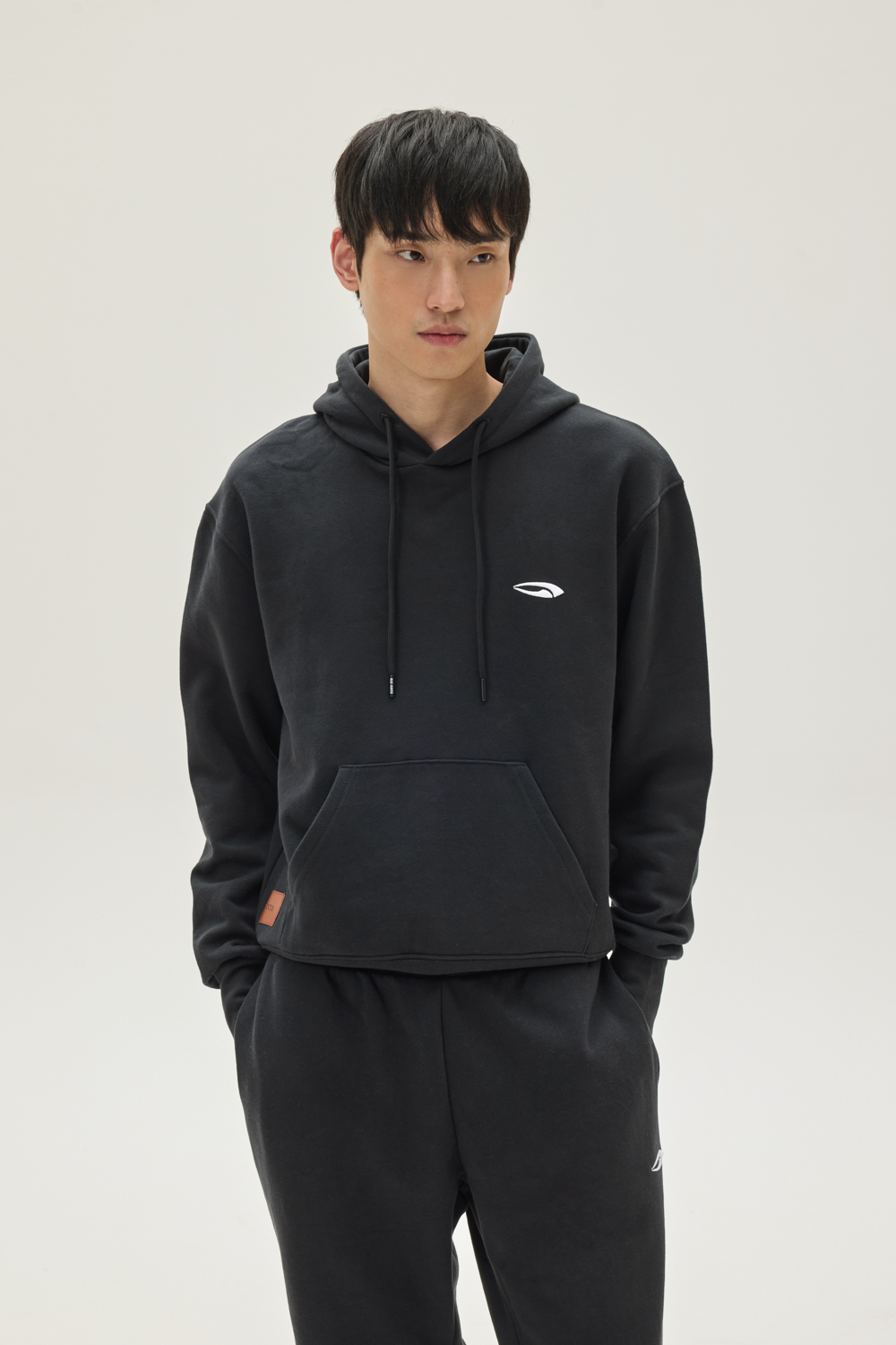 minimal hoodie m - black - front Blue Hunter Minimal Hoodie Unisex Ανδρικό Φούτερ Κουκούλα 1130802-01 - Image 1