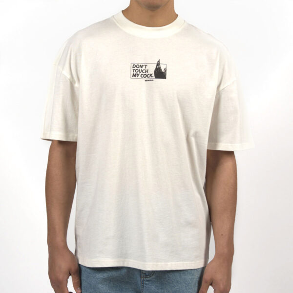 AT-260243.3 Bee Unusual ''Don't Touch My Cock'' Oversized Ανδρικό Κοντομάνικο AT-260243 - Image 1